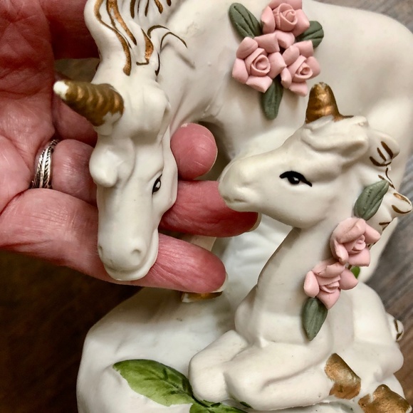 SALE Set of 2 Unicorn Ceramic Statues pink roses green leaves gold accents - Picture 8 of 11